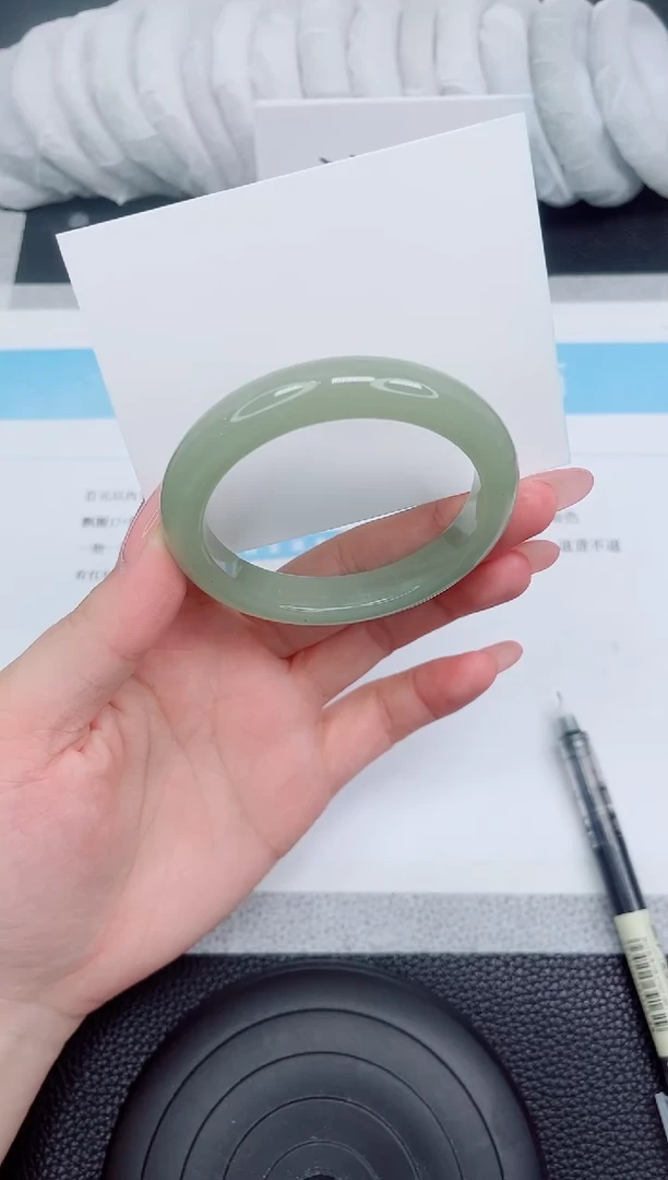 石英质玉手镯未镶嵌36-55