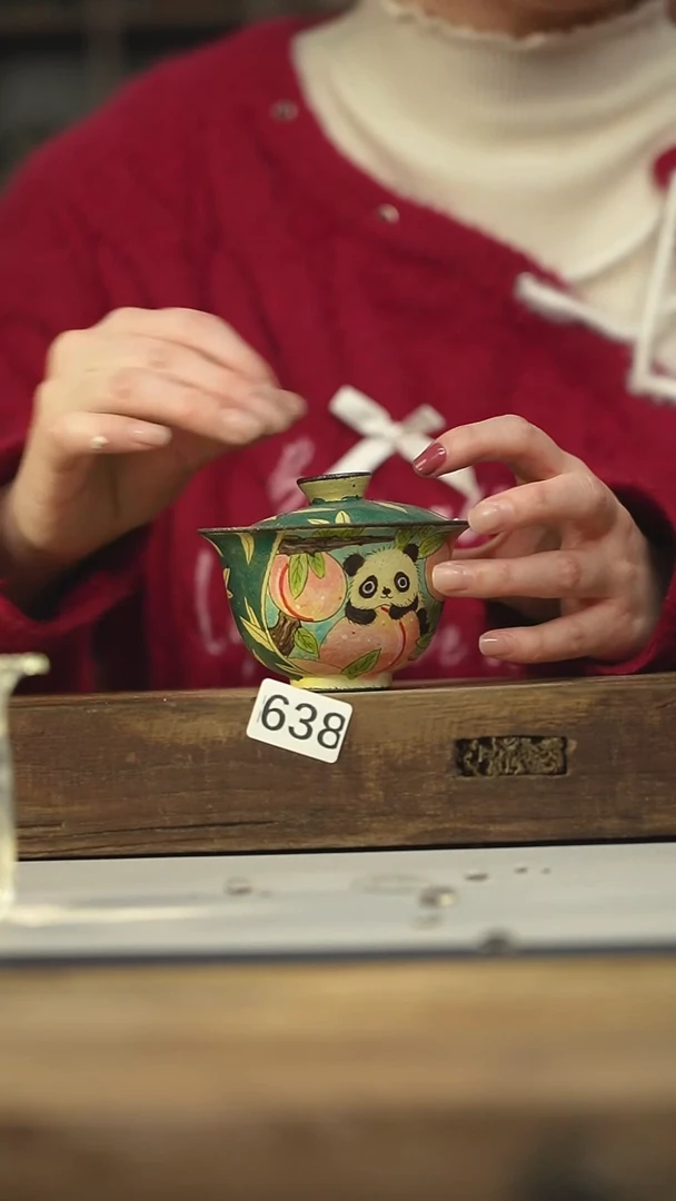 设计师手作款迷糊手绘盖碗