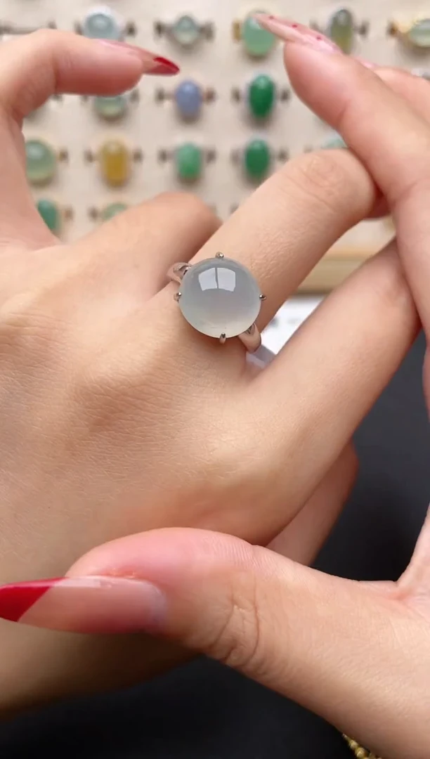 【闪购商品】翡翠戒指银S925镶嵌一物一证一礼盒