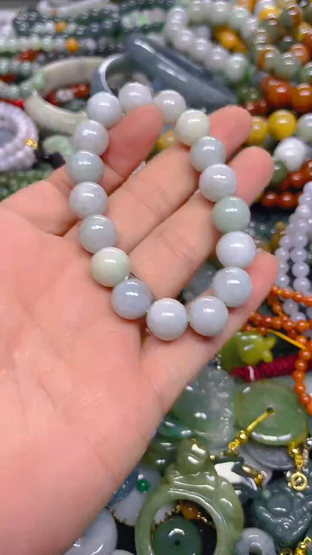 颈饰未镶嵌翡翠10MM/ U /翡翠A货，一件也是批发价