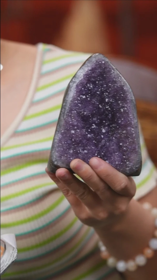 `未镶嵌水晶70多样性发其一/