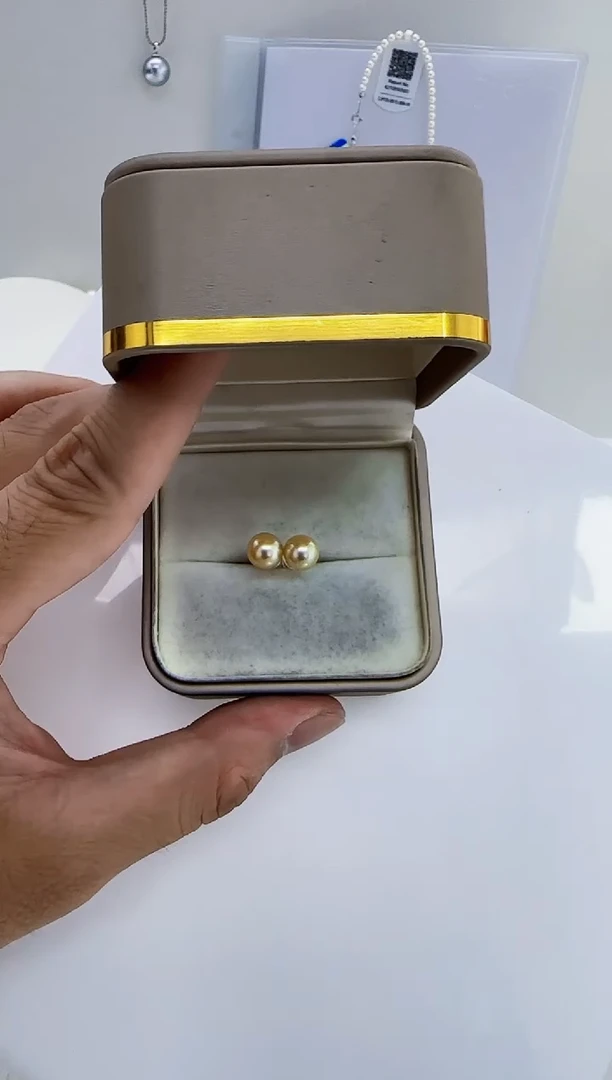 18K金镶嵌海水珍珠DA珍珠耳饰7-8 y151