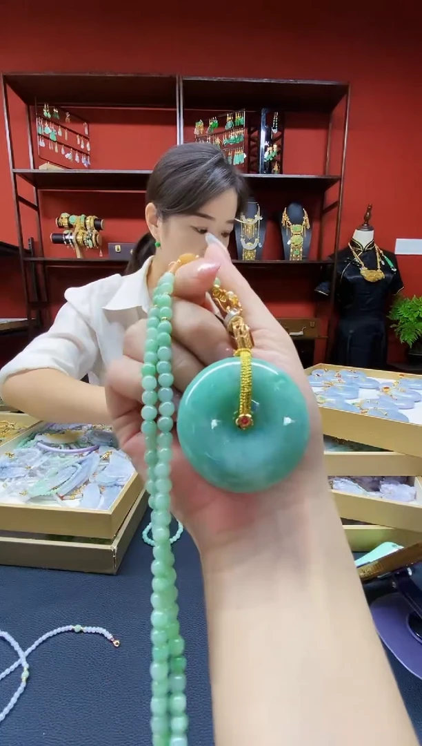 颈饰未镶嵌翡翠翡翠吊坠