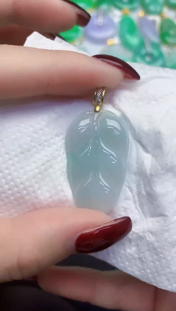 颈饰未镶嵌翡翠缅甸天然翡翠A货