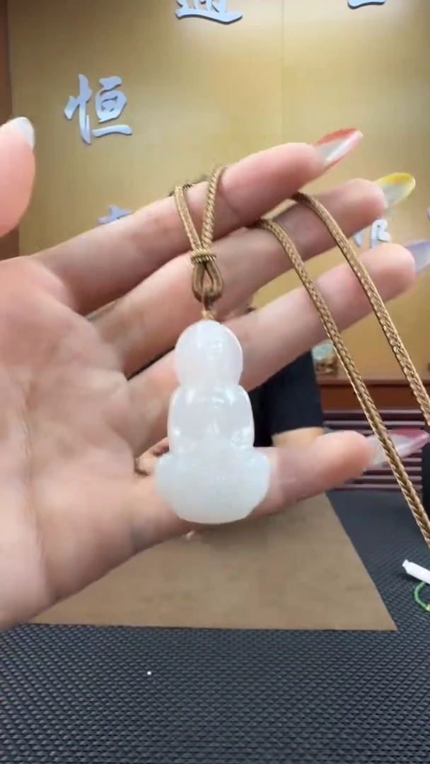 颈饰未镶嵌和田玉挂件（多样性发一）