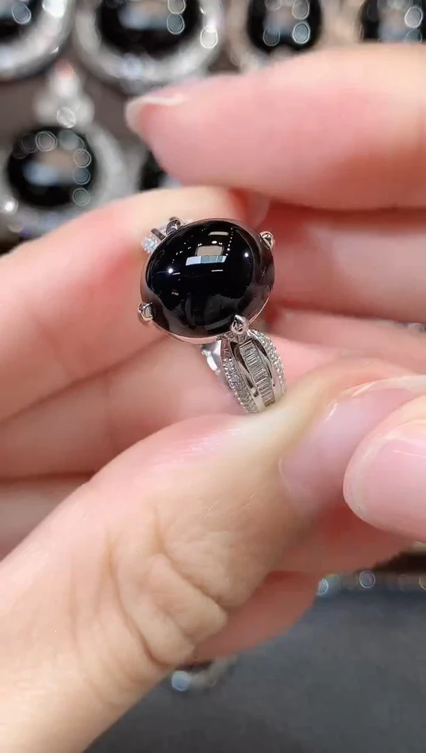 18K金镶嵌戒指翡翠D58