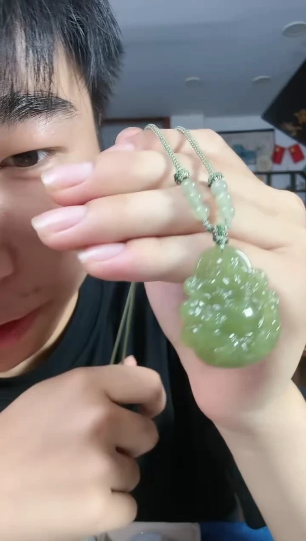 和田玉未镶嵌吊坠(不含链)佛公吊坠