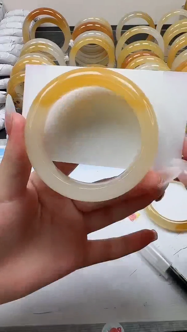 未镶嵌手镯石英质玉160