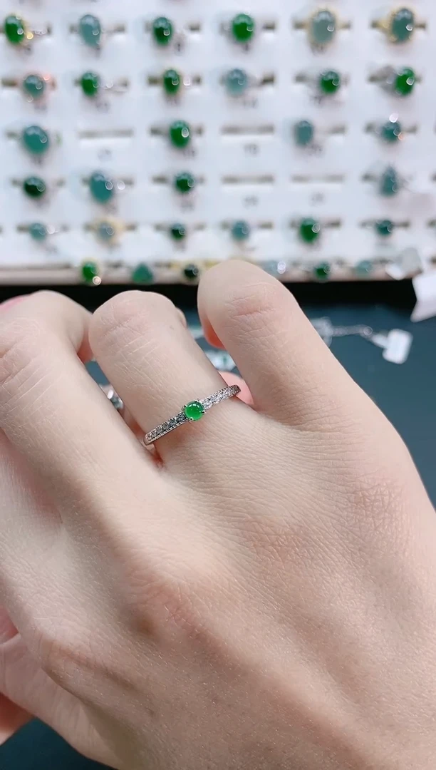 【闪购商品】翡翠戒指银S925镶嵌天然翡翠