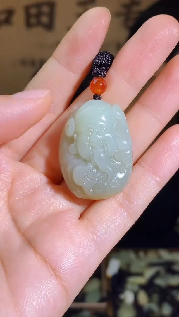 颈饰未镶嵌和田玉1
