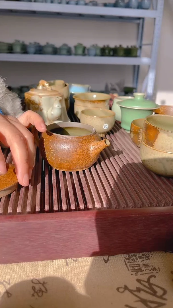 【闪购商品】瓷片原生态原矿草木灰釉汉瓦壶