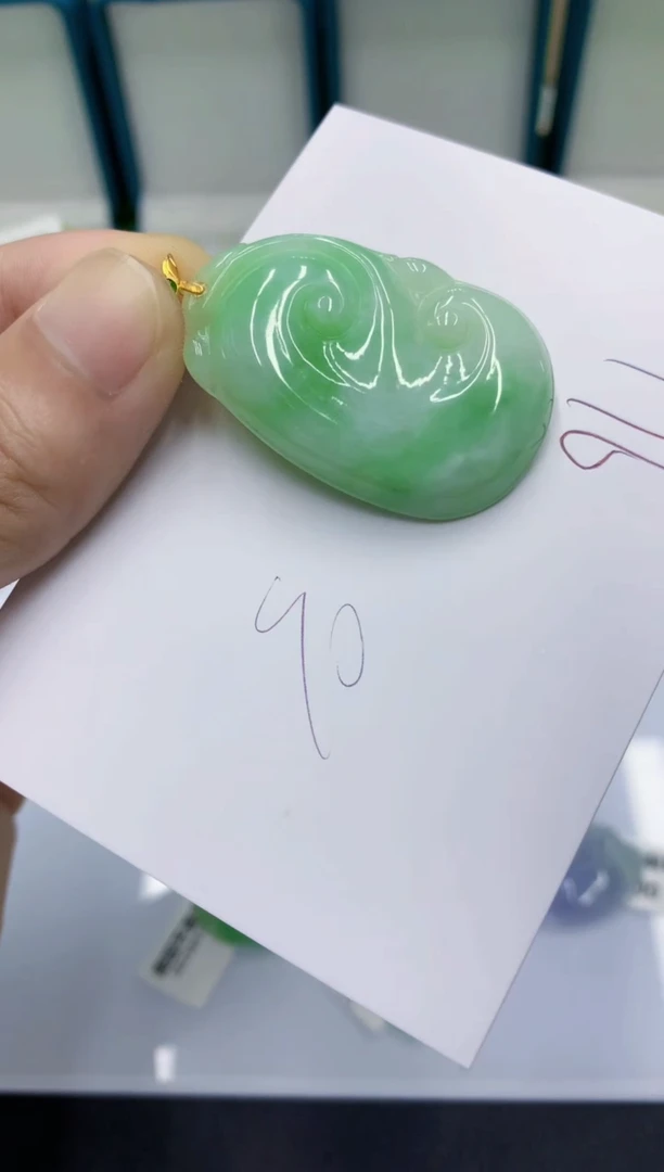 颈饰未镶嵌翡翠翡翠