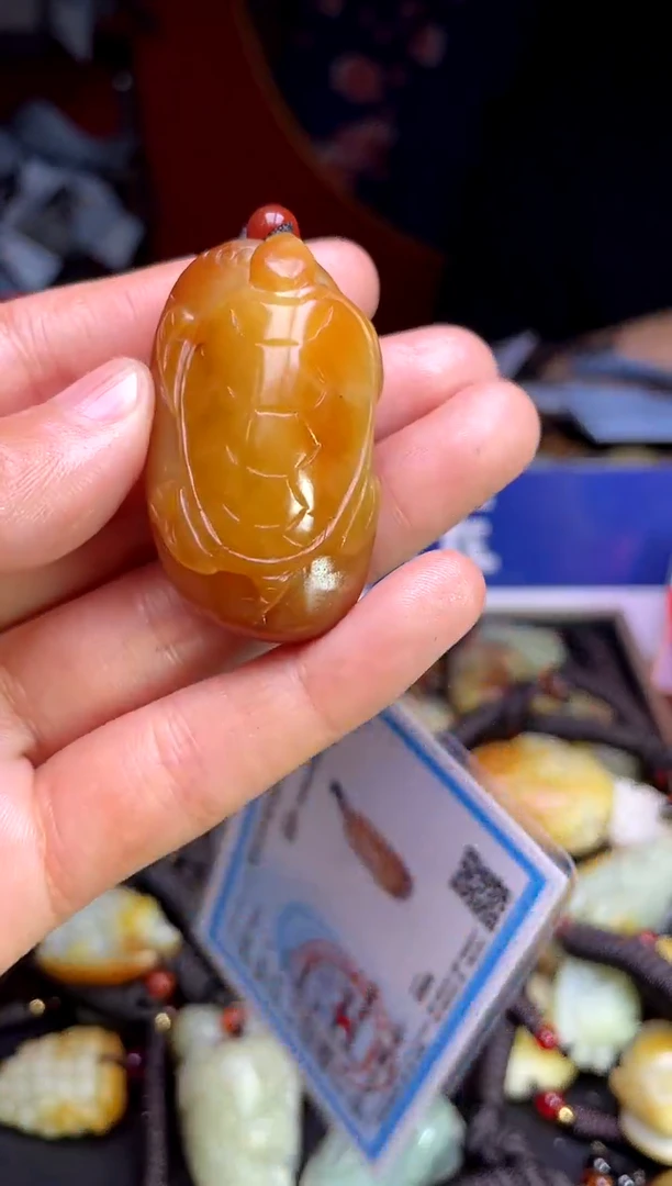 和田玉未镶嵌颈饰1