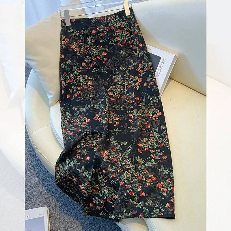 8882茶歇法式黑色开叉碎花半身裙短款收腰显瘦气质