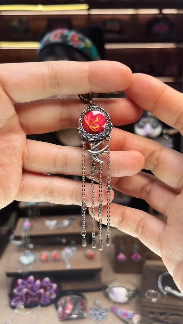 【闪购商品】织绣1993黔东南苗族刺绣