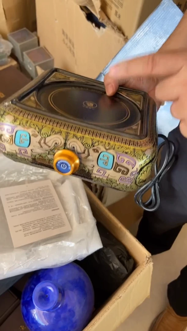 杯无运费险不带礼盒略有瑕疵有点脏介意勿拍