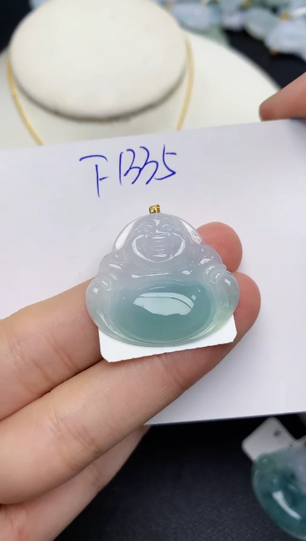 颈饰18K金镶嵌翡翠天然缅甸A货翡翠百元以上9元证书费自理