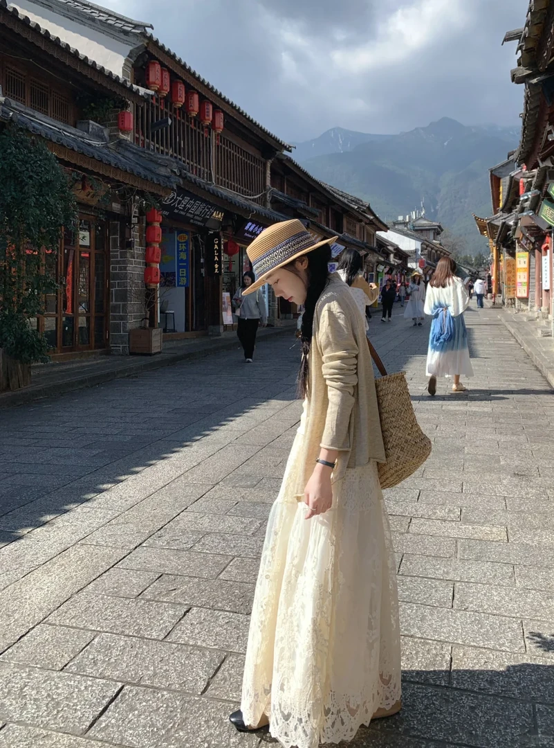 2025早秋韩系穿搭一整套高级感燕麦色开衫上衣搭配半身裙气质套装