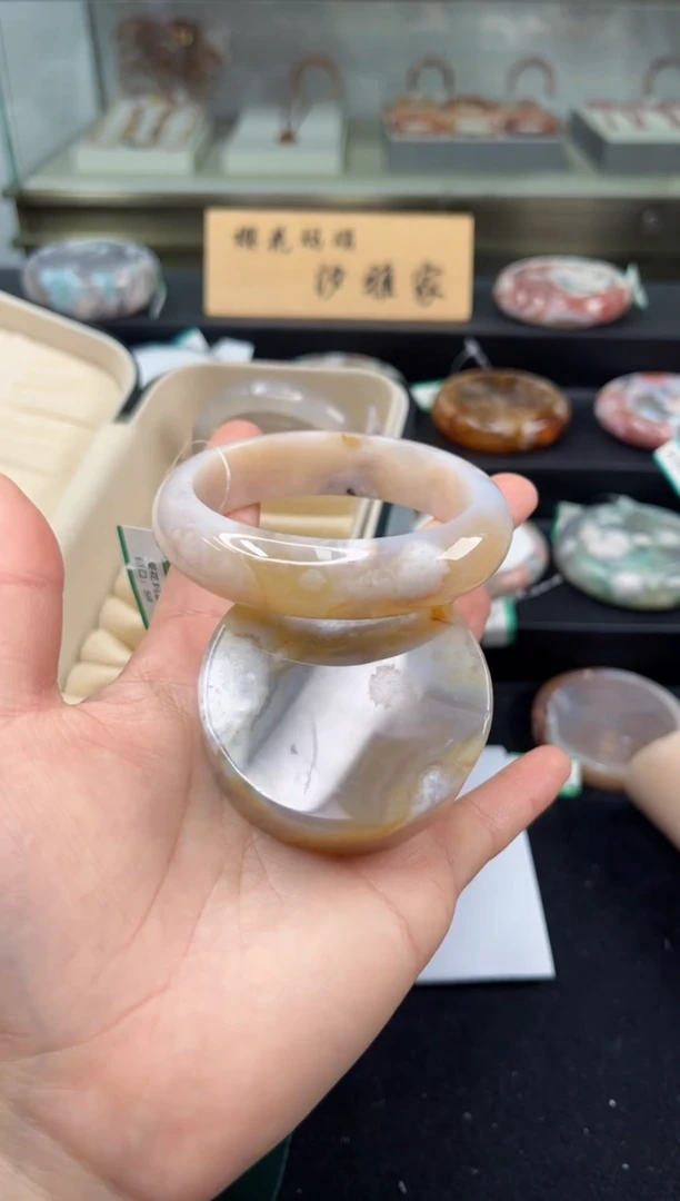 未镶嵌手镯石英质玉59圈口（赠品镯心）1648305