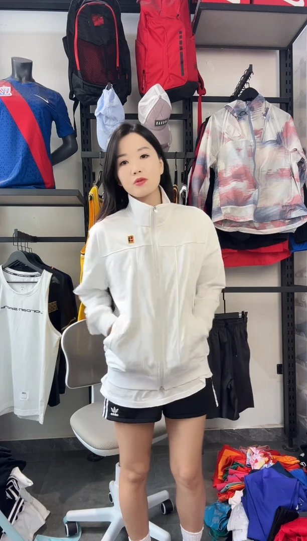 200·编码  瑕疵修复以直播间过款为准 尺码M