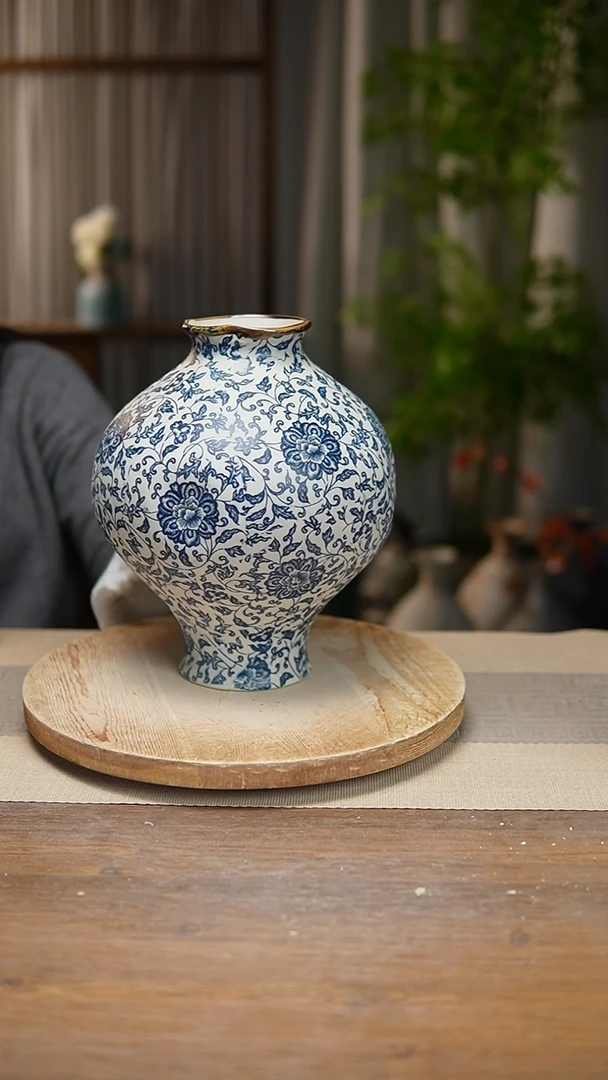 【闪购商品】陶瓷  花器青花瓷缠枝莲灯笼