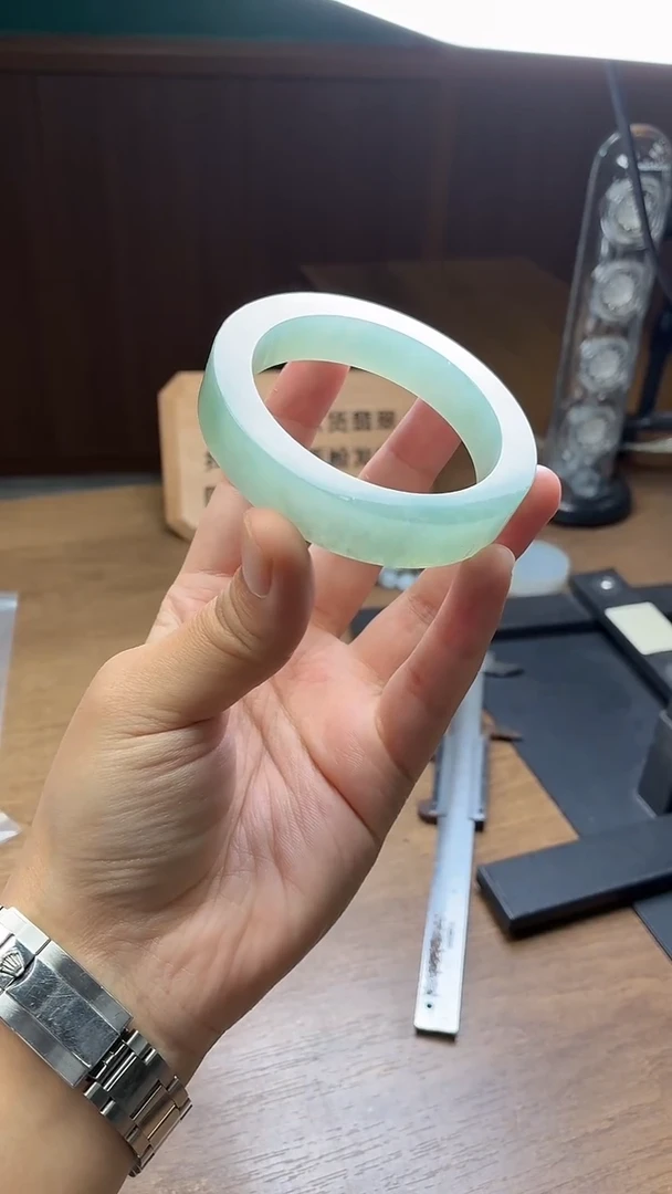 未镶嵌手镯定制翡翠凤*定制