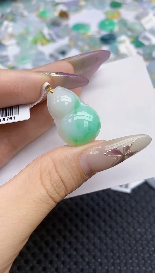 翡翠挂件18K金镶嵌456   天然翡翠A货