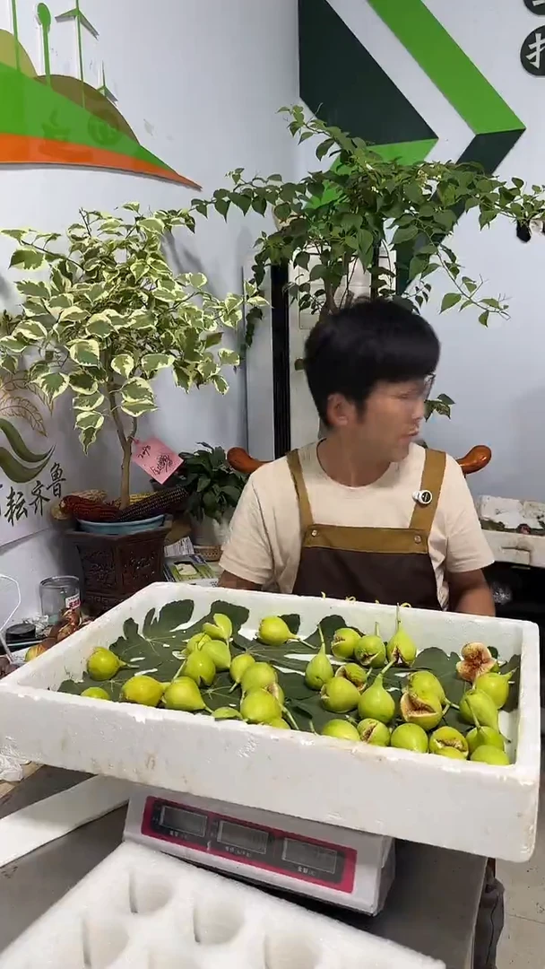 蒙****?梦幻甜蜜久留米开口无花果12枚无售后介意勿拍