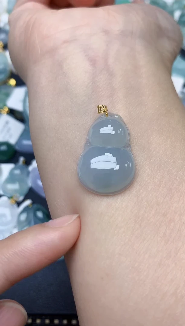 颈饰18K金镶嵌翡翠天然缅甸A货翡翠