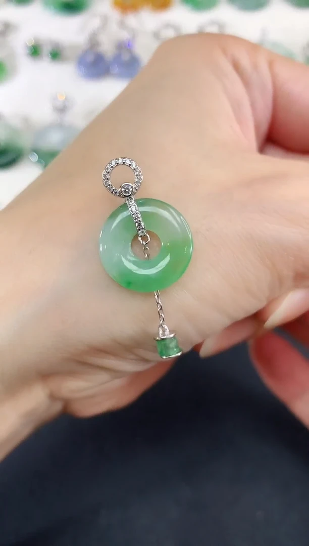 吊坠(不含链)未镶嵌翡翠76买断场不退不换|