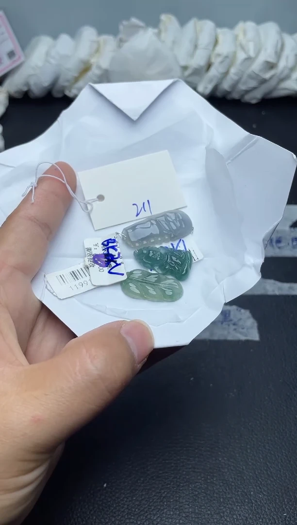 未镶嵌手镯翡翠211