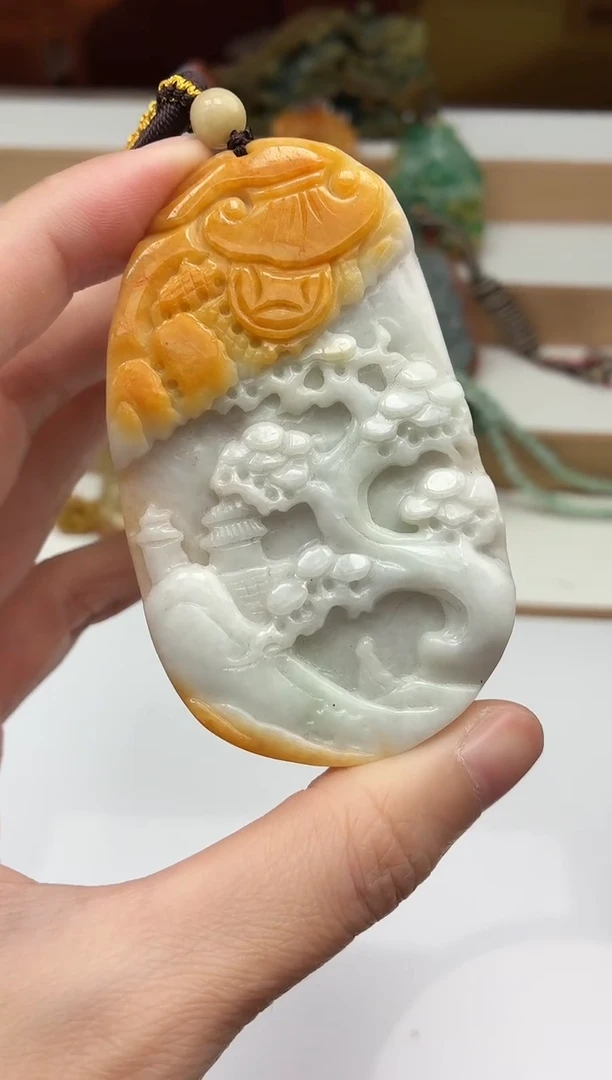 颈饰未镶嵌翡翠牌子