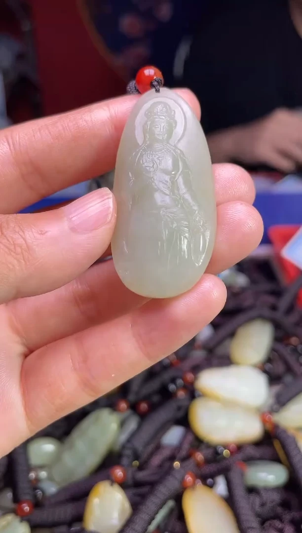未镶嵌和田玉挂件1