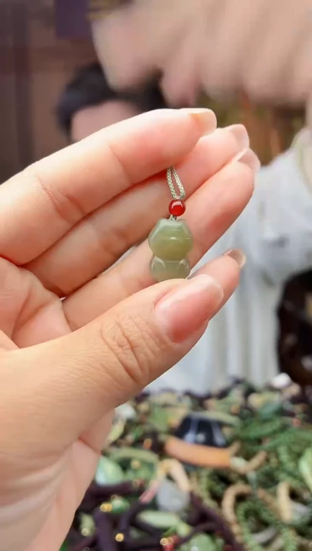 颈饰未镶嵌和田玉多样性发货拍一发一