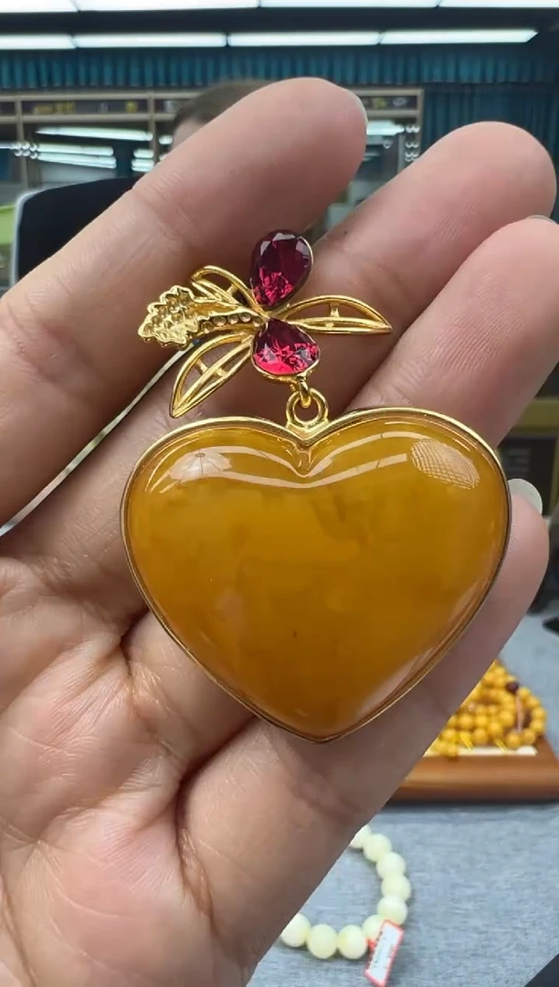 未镶嵌颈饰琥珀91秒拍号