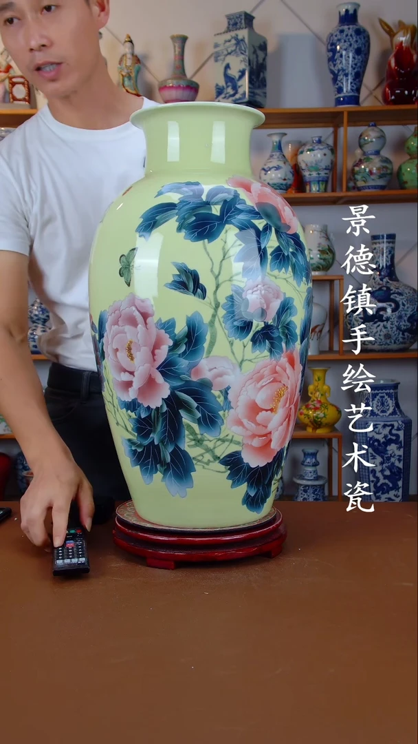 现代景德镇手工手绘陶瓷摆件52