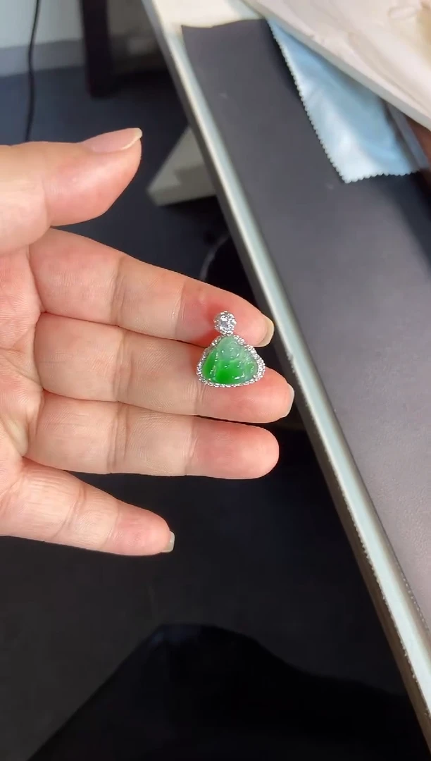 吊坠(不含链)银S925镶嵌翡翠1