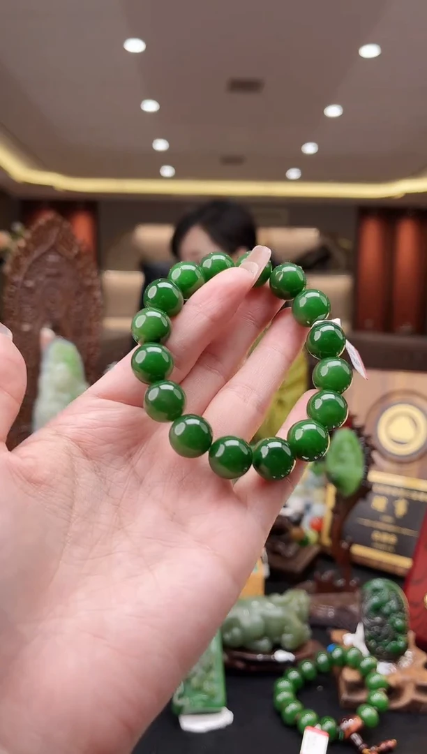 颈饰未镶嵌和田玉24by13