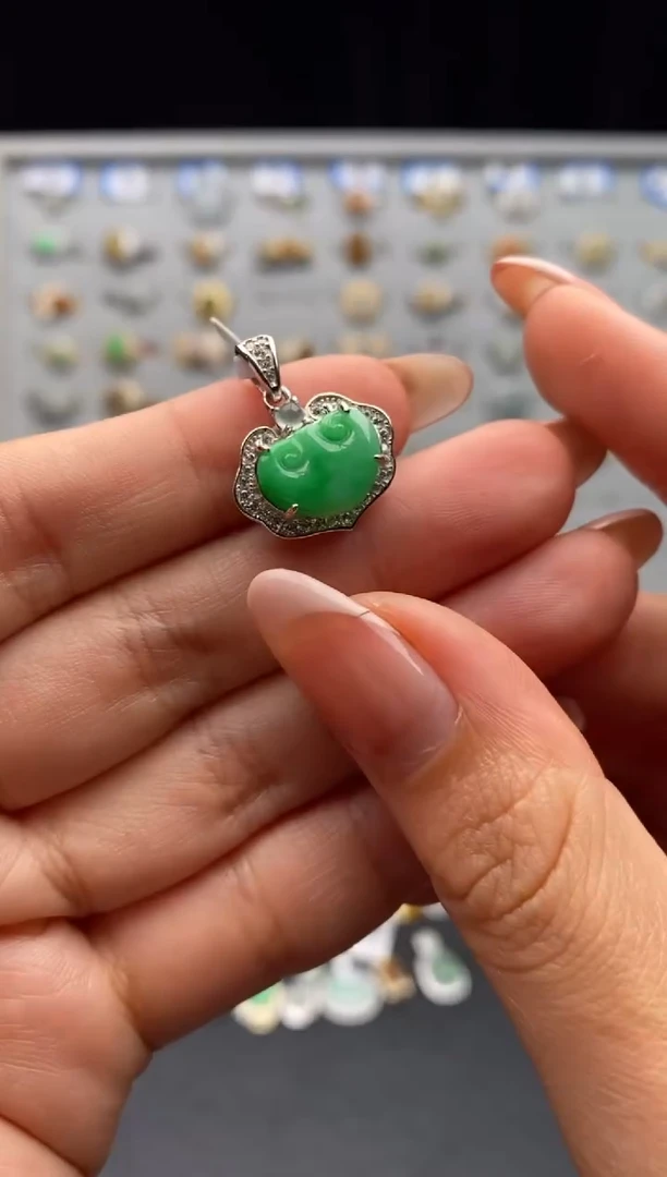 银S925镶嵌戒指翡翠天然A货翡翠