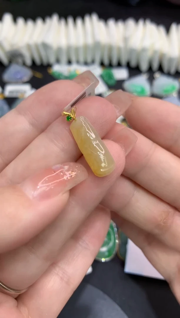 吊坠(不含链)18K金镶嵌翡翠1111111111111