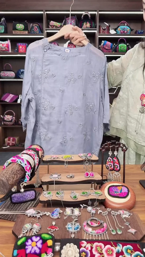 织绣A98蒙阿苏苗绣传承旗舰店