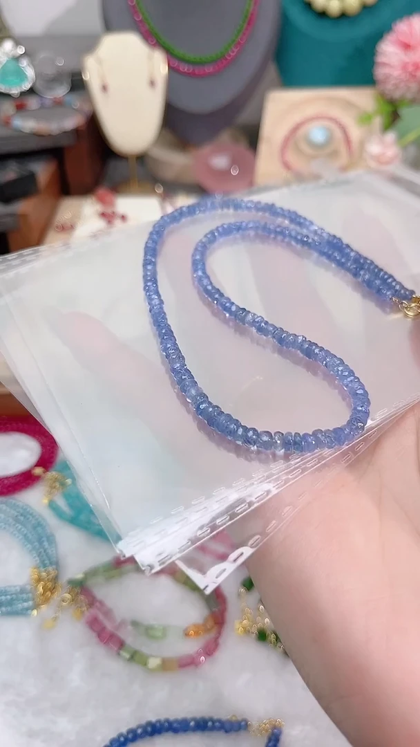 银S925镶嵌颈饰坦桑石刻399