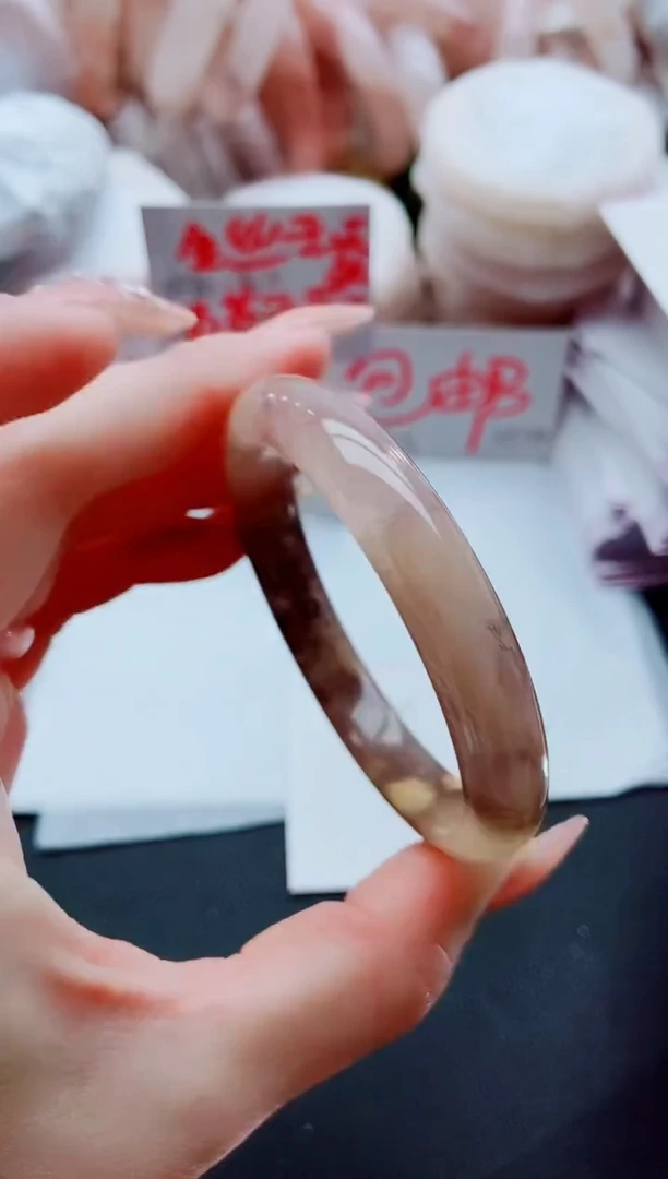 【闪购商品】石英质玉手镯未镶嵌K185-59-60