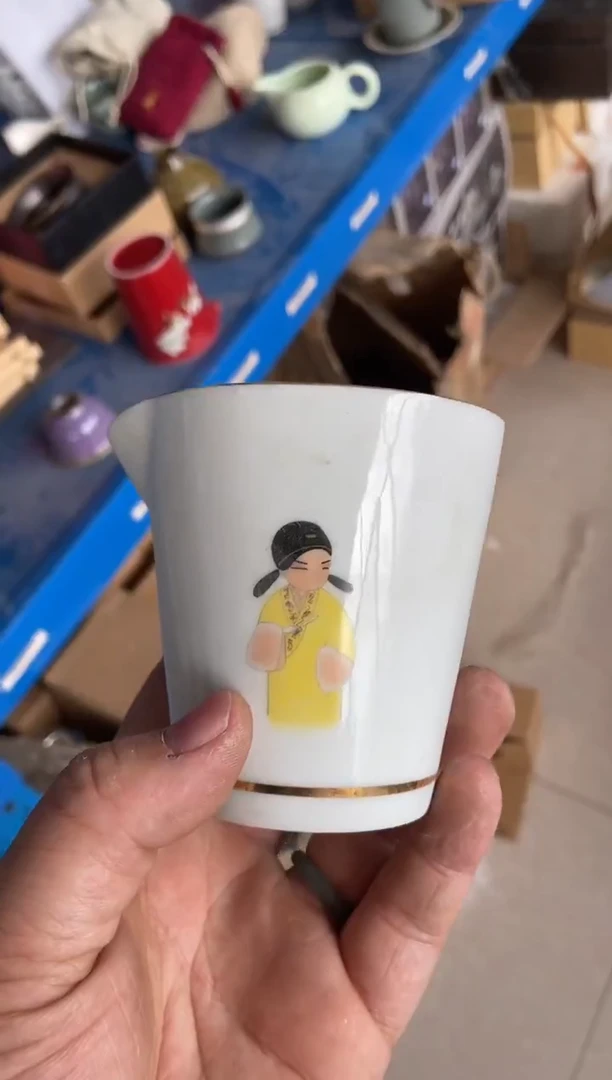 无运费险有瑕疵的摄影的产品有使用过的痕迹有点脏介意勿拍
