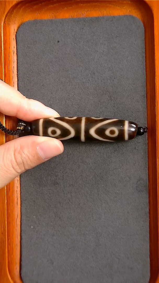 未镶嵌玛瑙/玉髓珠宝半成品上肯全手工水纹八眼天珠13*59