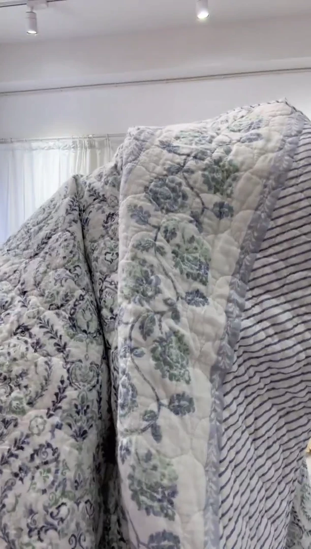 棉230*230纯棉床盖132号微瑕