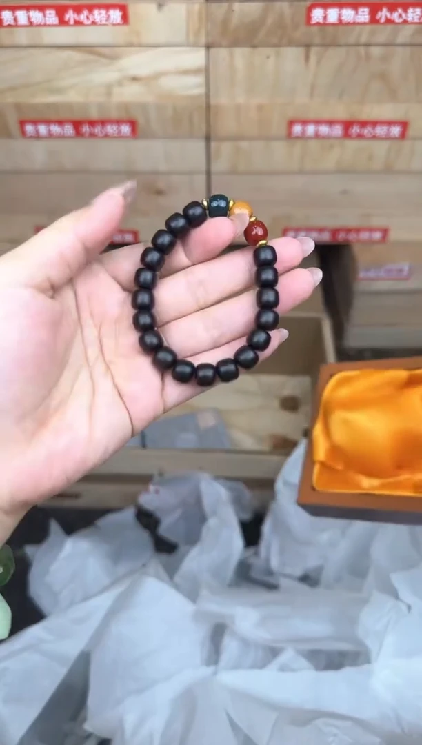 小叶紫檀三色珠商品链接@@SP063