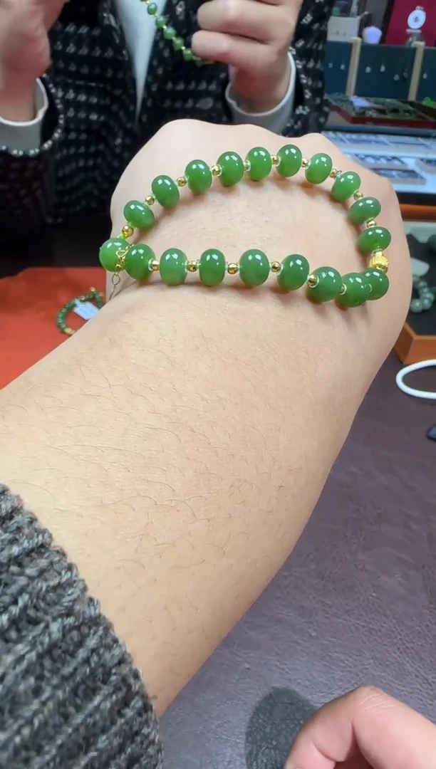 未镶嵌和田玉挂件【陆1227】122 7025 多样性发其一