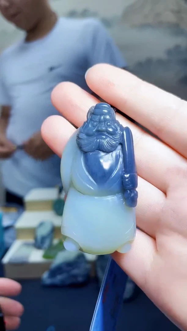 和田玉未镶嵌颈饰1