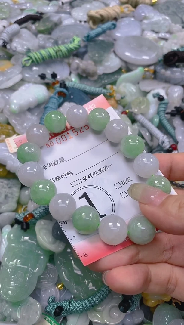翡翠未镶嵌颈饰闪购0015254
